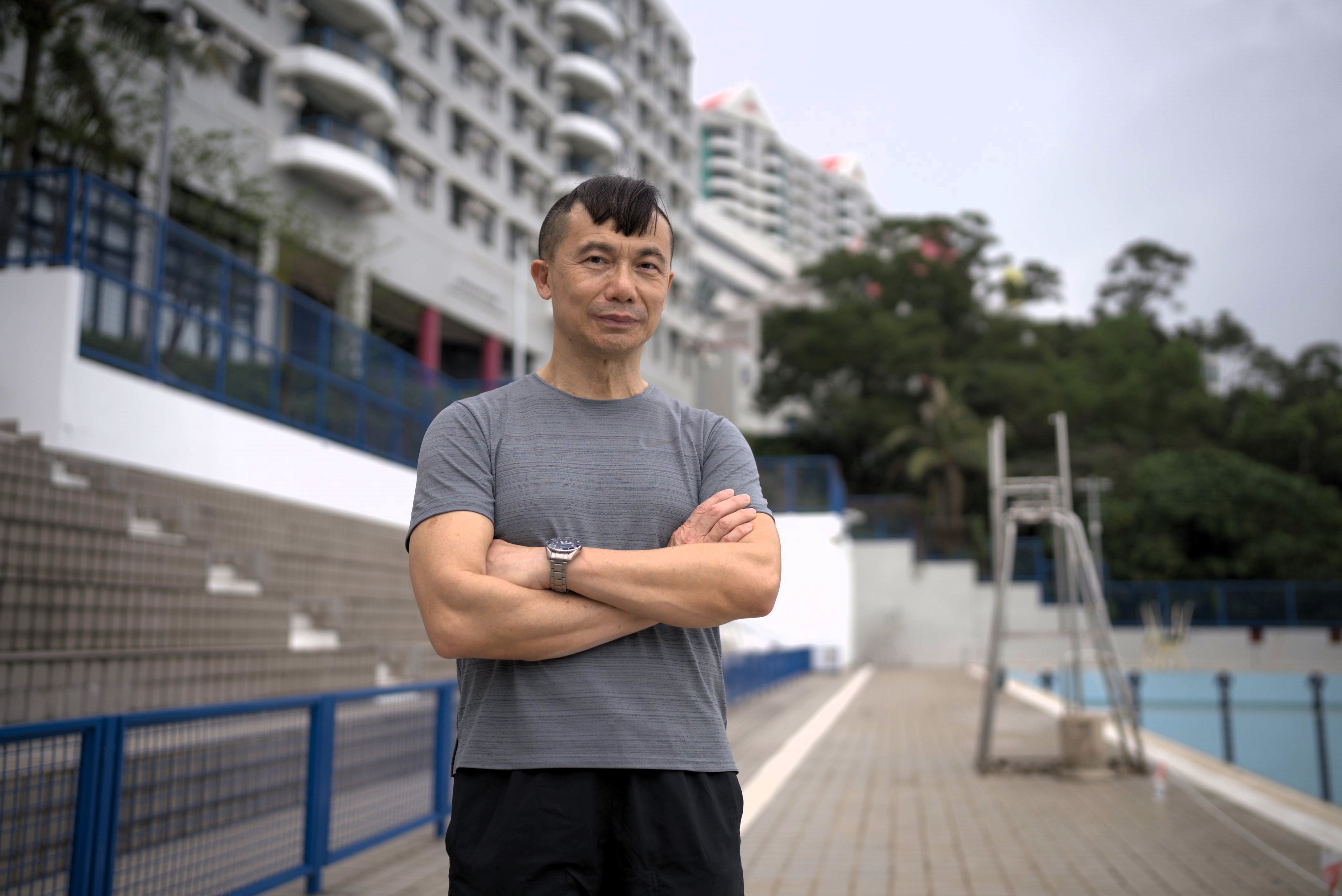 Mr. NG Ching-Yat receives the 30 years Long Service Award