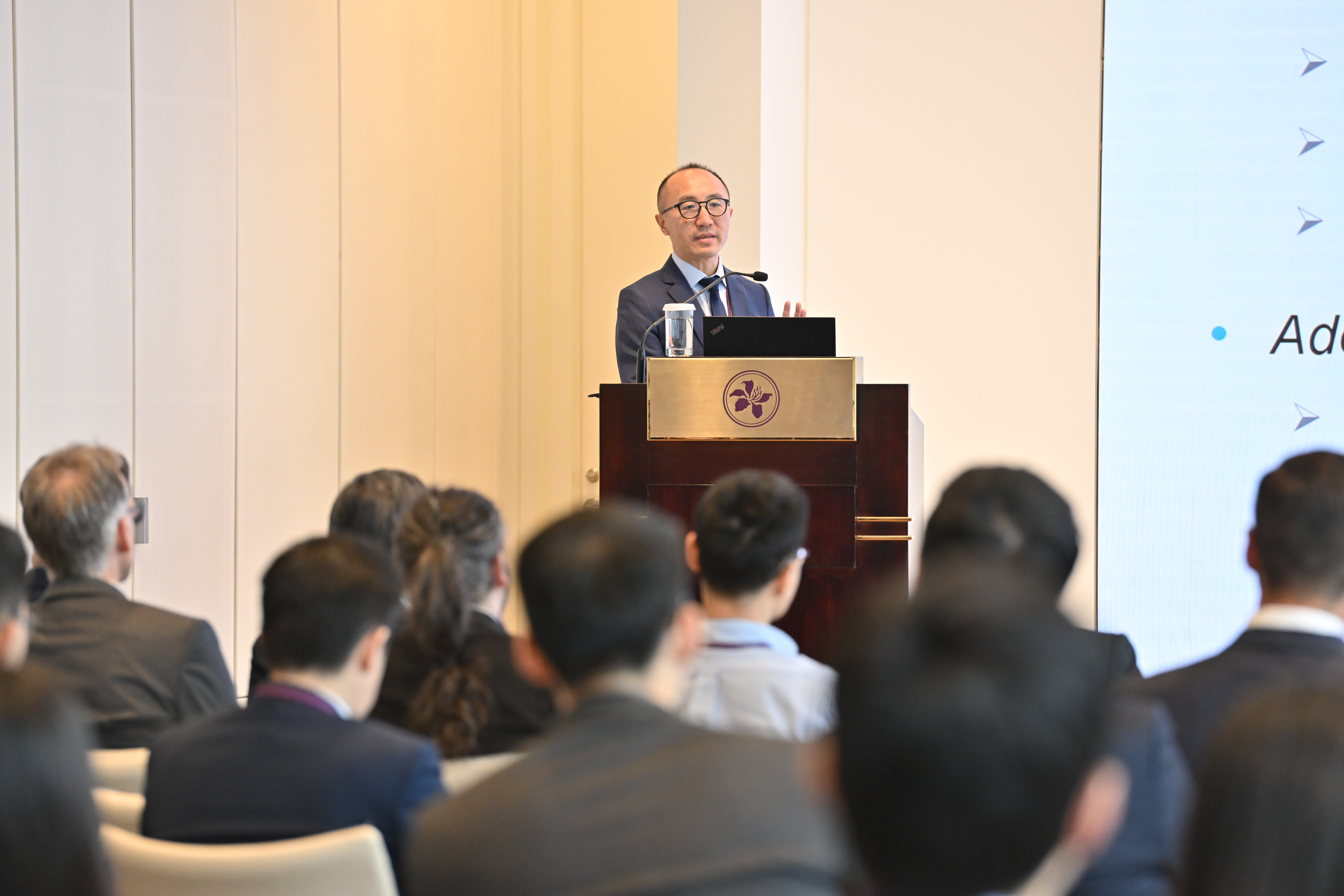 Dr. He Dong, Deputy Director, Monetary and Capital Markets Department of International Monetary Fund, delivers a keynote presentation on CBDC and monetary policy at the conference.
