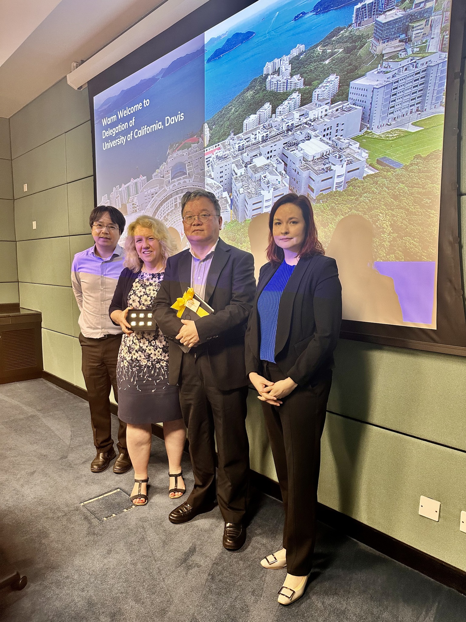 HKUST Provost Prof. GUO Yike (second right), Associate Provost for Institutional Data and Research Dr. Alison LLOYD (first right), and Associate Dean of Science for Research and Graduate Studies Prof. LAW Kam Tuen (first left), engage in fruitful discussions with Dr. Mary CROUGHAN (second left), Provost and Executive Vice Chancellor of the University of California, Davis.