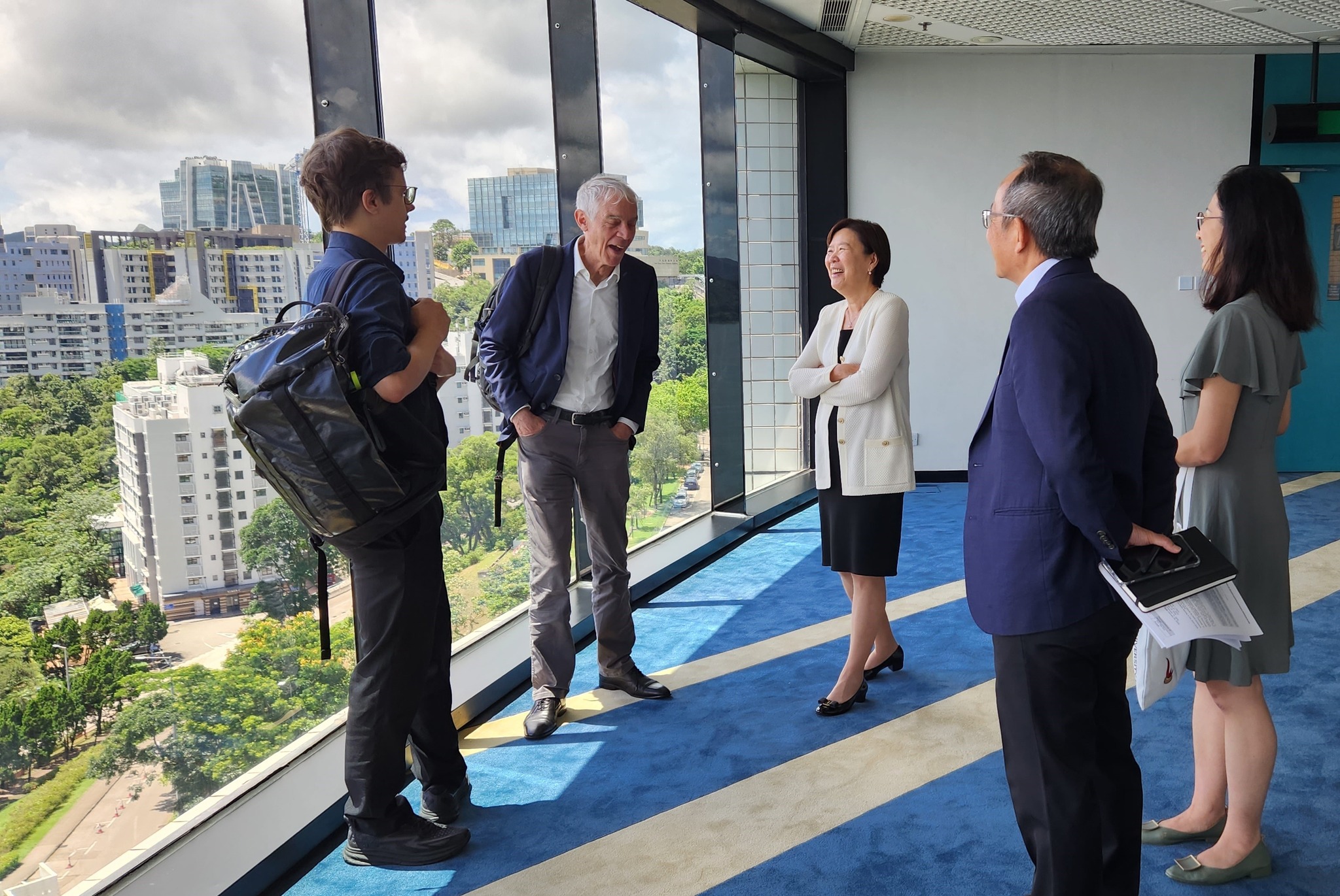 HKUST President Prof. Nancy IP welcomes École Polytechnique Fédérale de Lausanne President Prof. Martin VETTERLI on July 6.