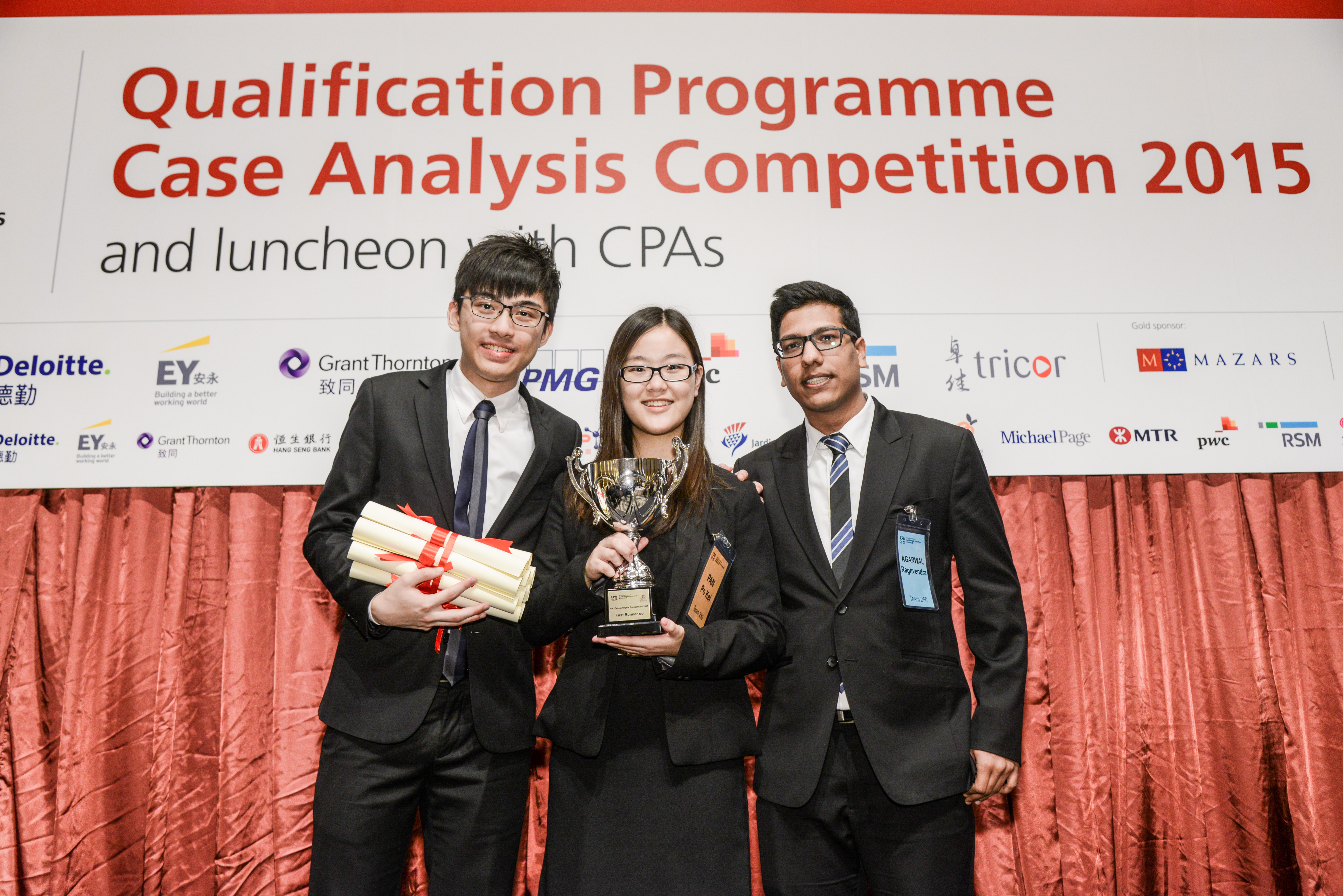  The first runners-up of the HKICPA QP Case Analysis Competition (from left): Steven Yu, Joan Pan and Raghvendra Agarwal.
