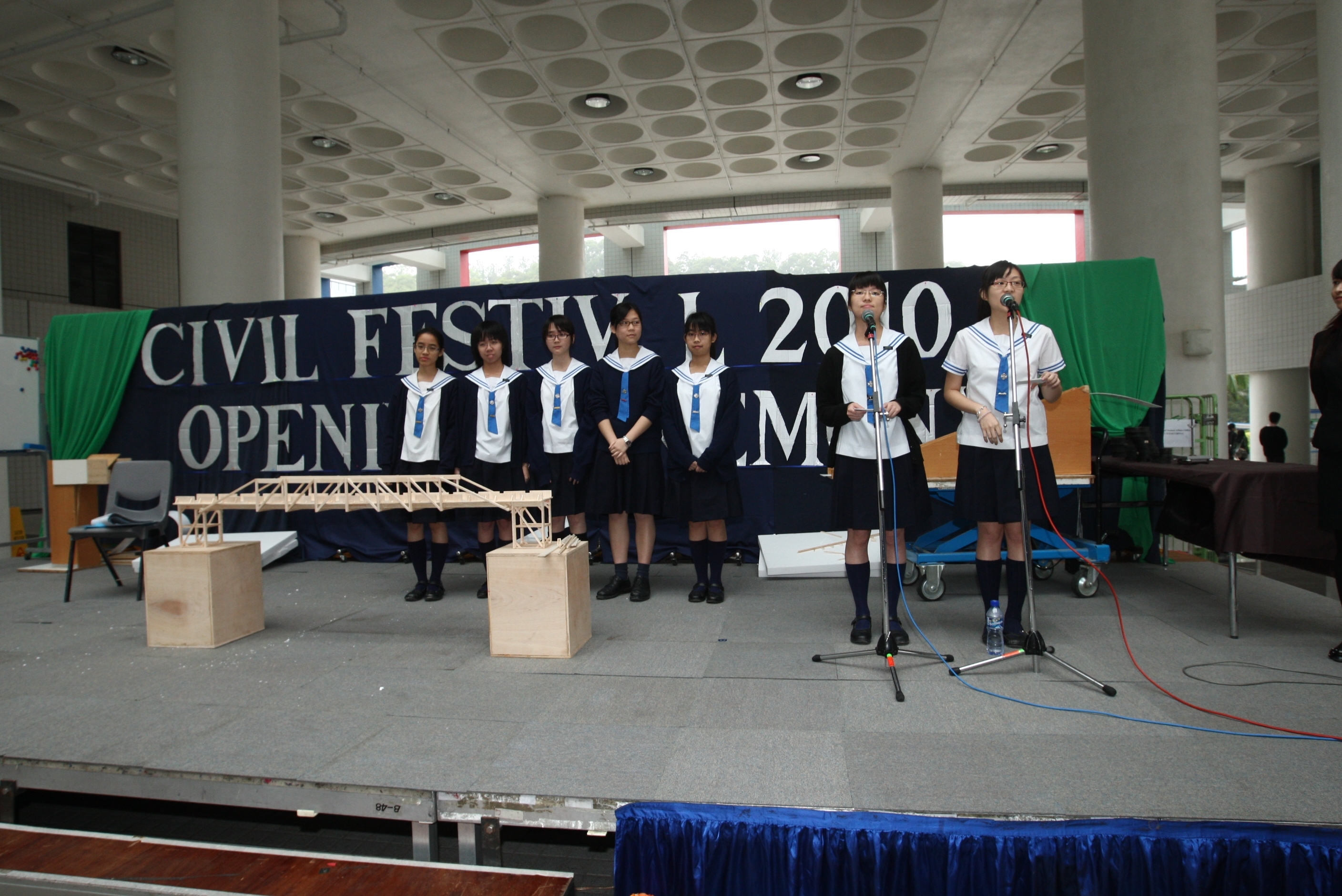  The winning team making their presentation.