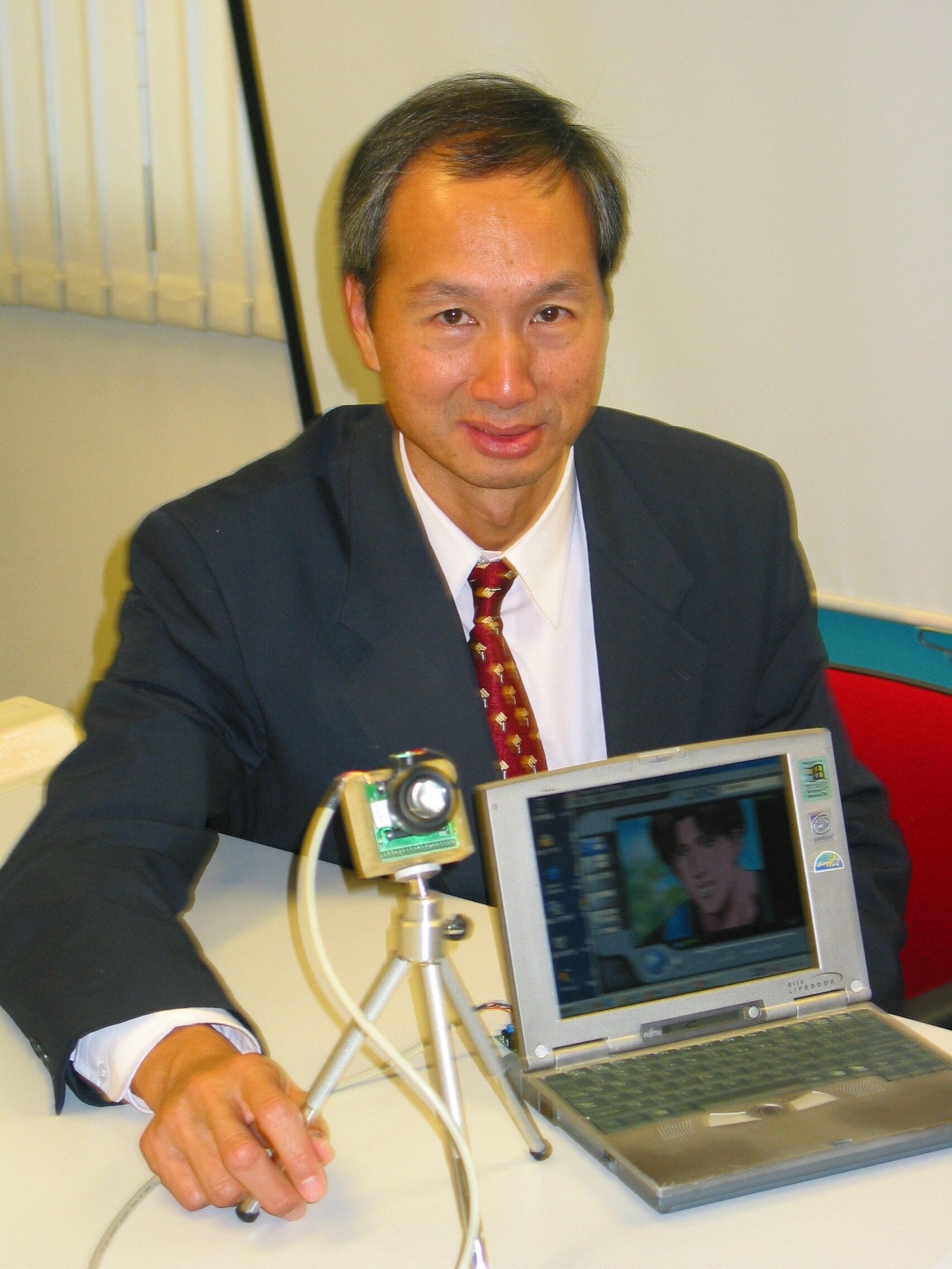 郭 海 成 教 授	