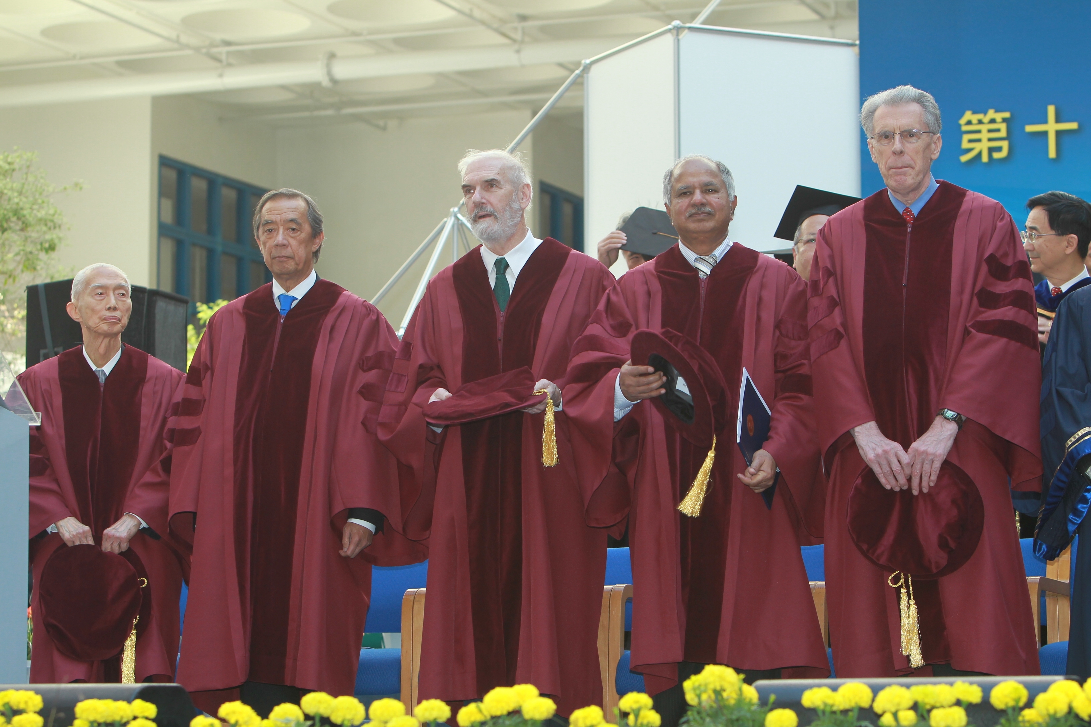 The five honorary graduates: (from left) Mr LO Ka Chung; the Hon Ronald ARCULLI; Prof Jonathan SPENCE; Prof Raj REDDY; Prof John HOPCROFT	