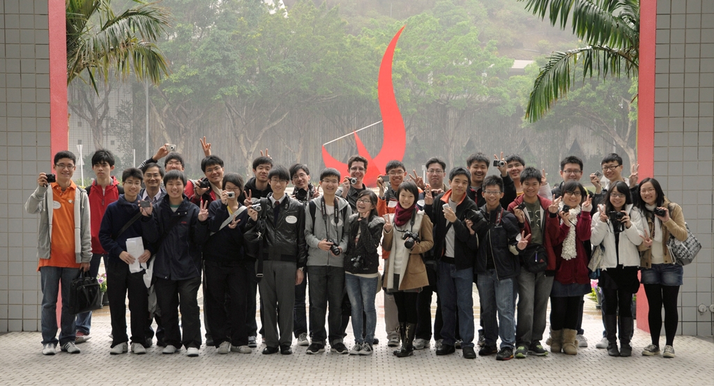  The light drizzles never dampened the students' excitement.