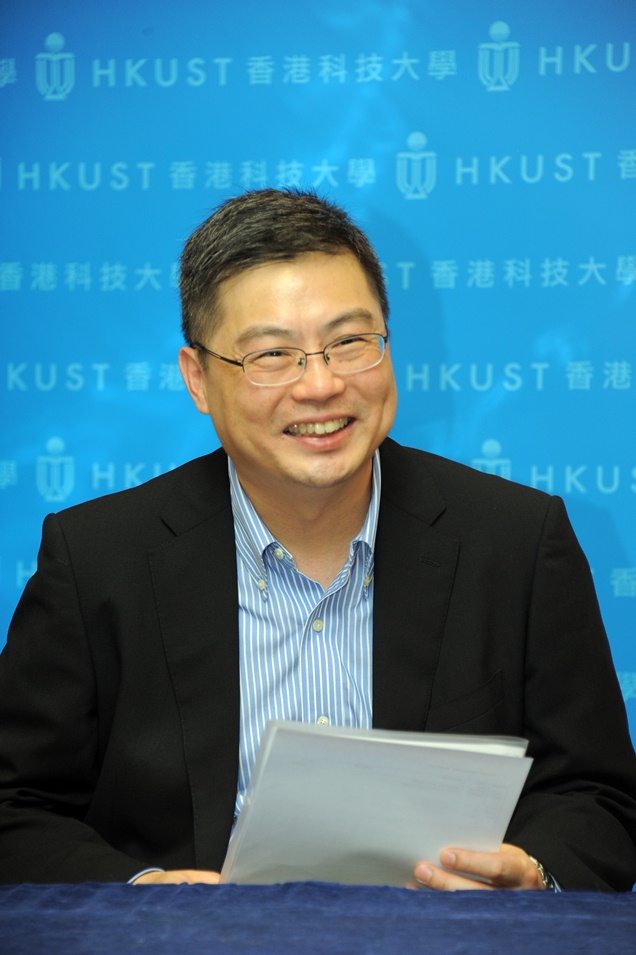 谭嘉因教授表示暑期学院有助中学生提早了解个人学习兴趣。