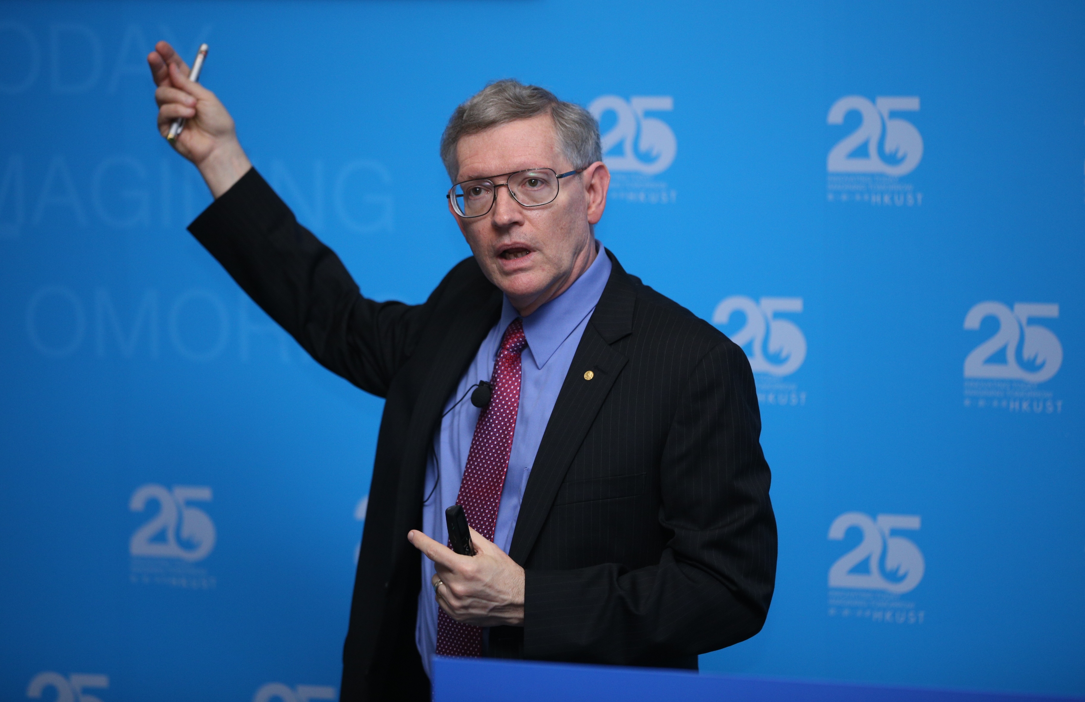  Prof William E Moerner