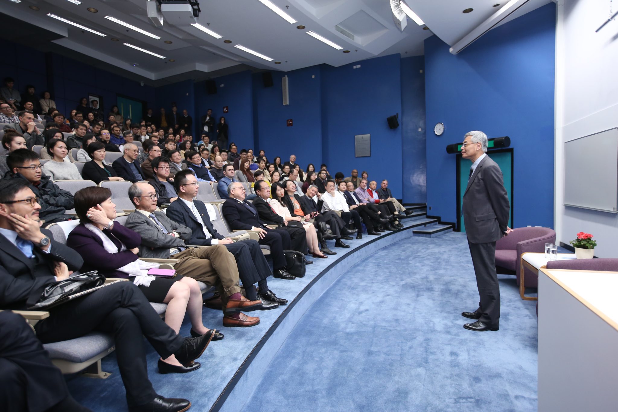  Prof Wei Shyy meets faculty, staff, students and alumni