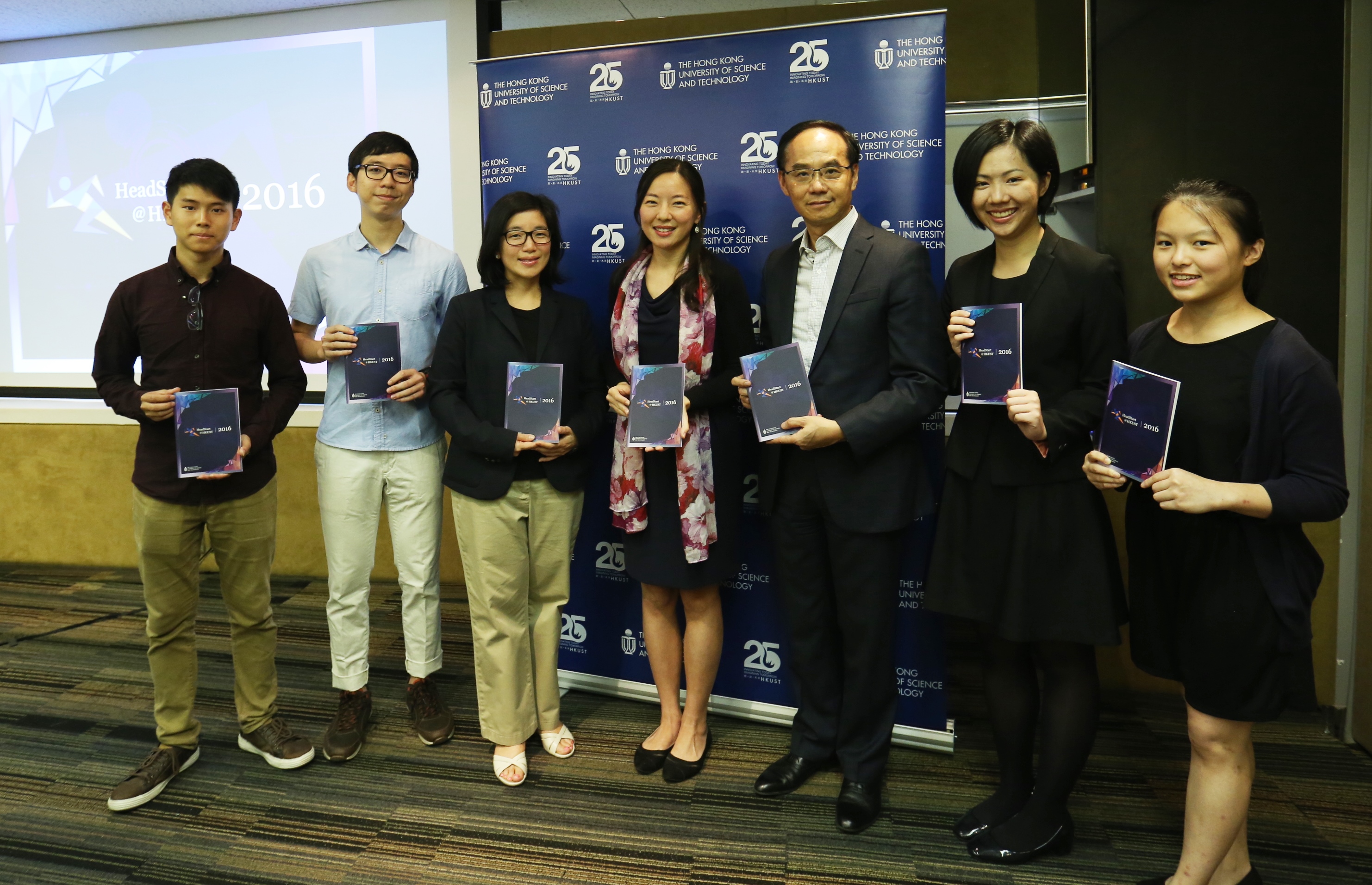  (From left) Student Fellows Jeff Hu Yao-chieh and Kevin Cao Xin-Ming; Ms Erica Ma, Co-Founder and Community Advisor of CoCoon; Prof May-yi Shaw, Assistant Professor of Humanities Education of the Division of Humanities; Mr Kent Wong Siu-Kee, Managing Director of Chow Tai Fook Jewellery Group Limited; Student Fellows Beatrice Chan Nga-Lam and Rachel Wong Man-yi