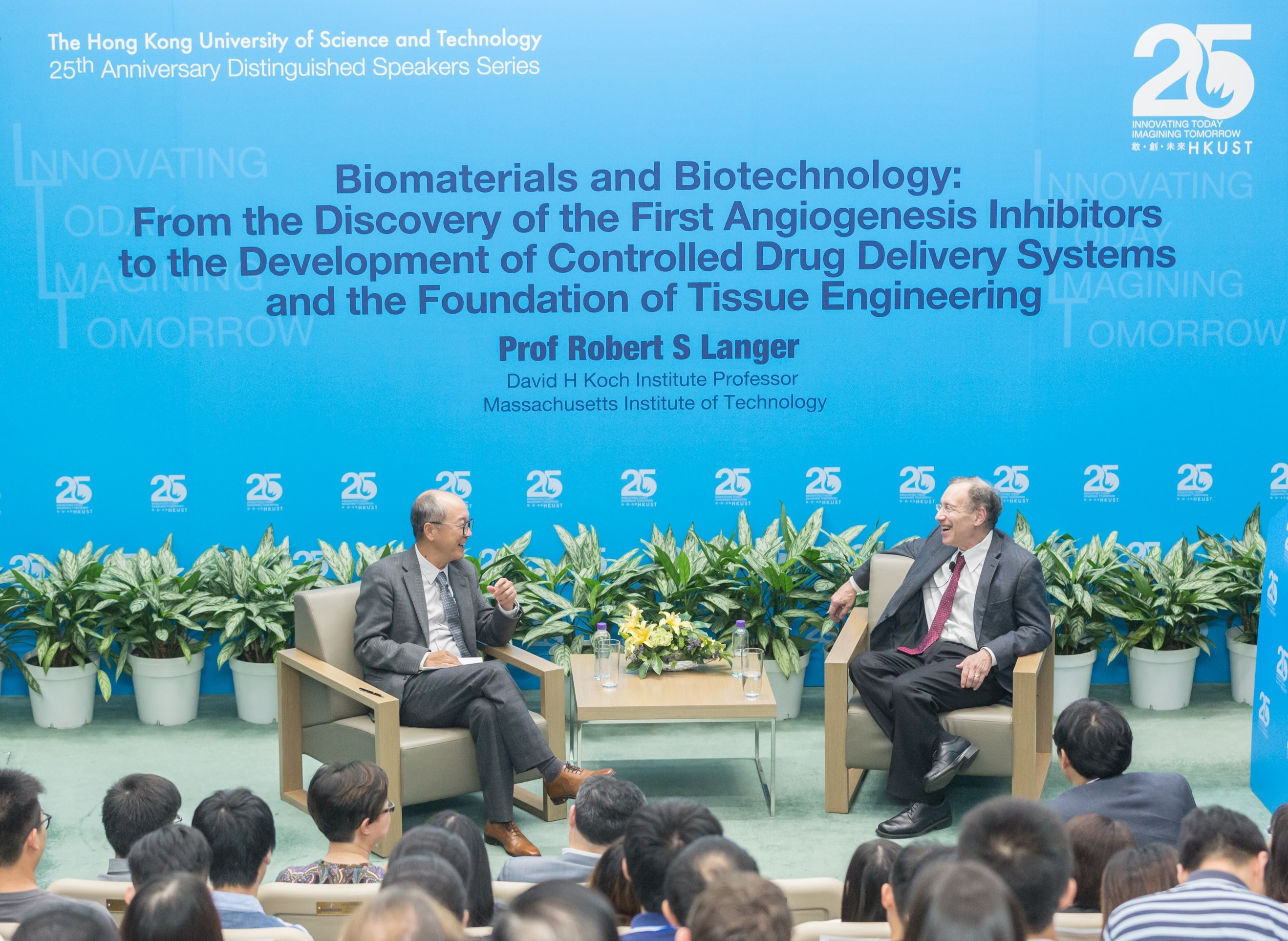  HKUST President Prof Tony F Chan (left) and Prof Robert Langer