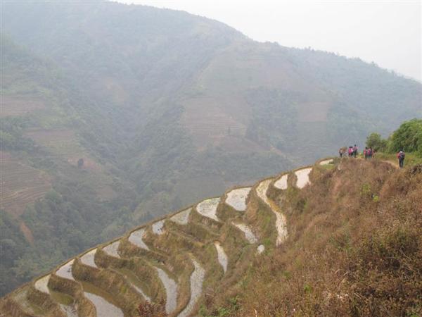  Everyday, we need to walk down the hill to the site for around 30 mins