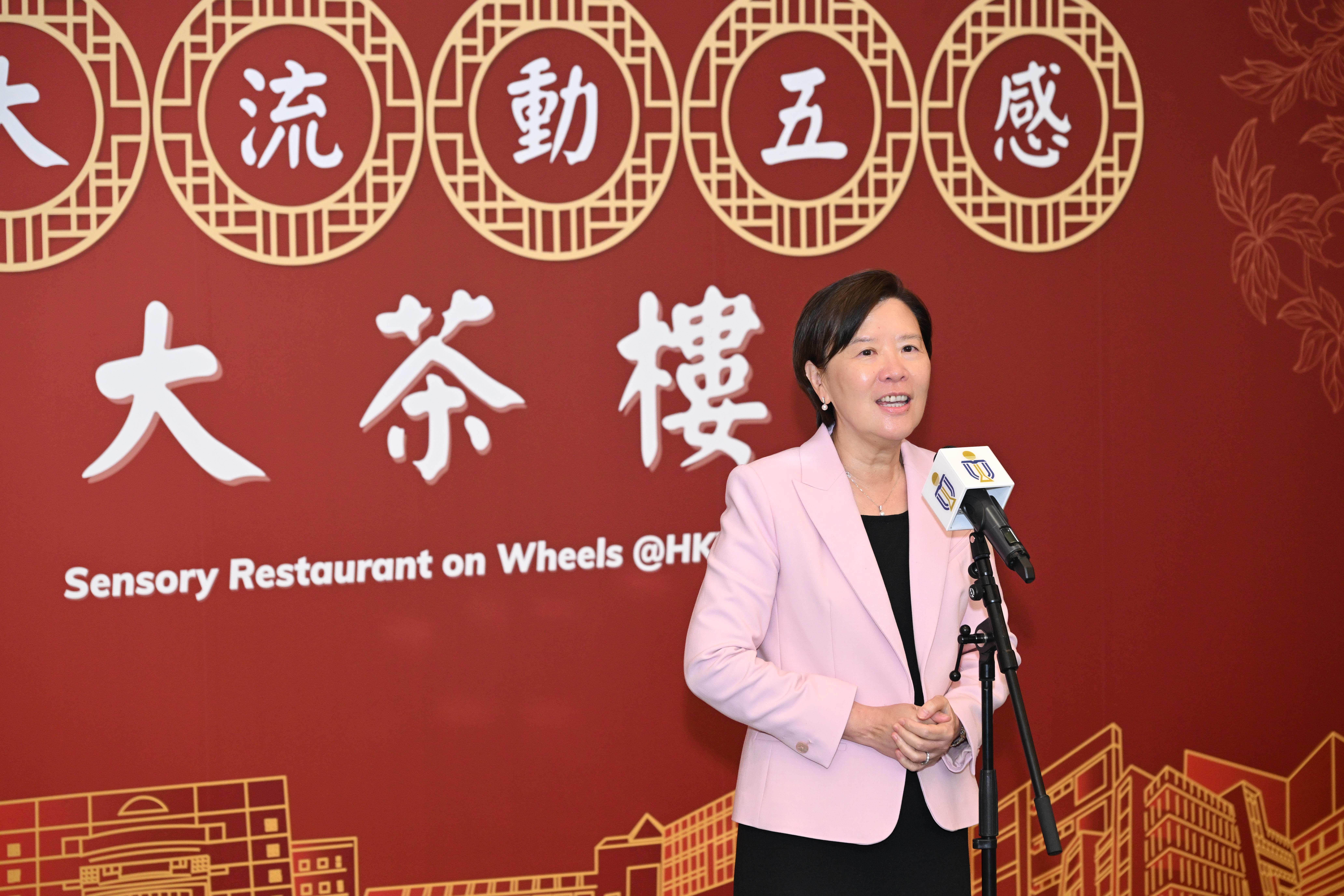 科大校長葉玉如教授致歡迎辭。 