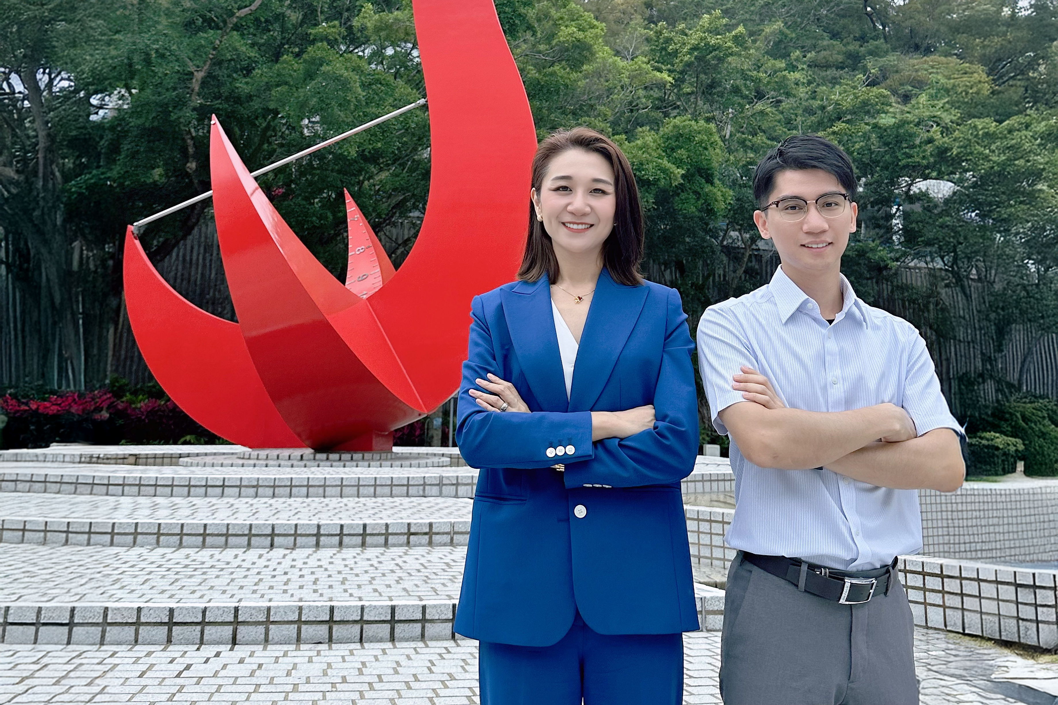 Latest research led by Prof. Lu Mengqian (left) and Dr. Cheng Tat-Fan (right) from HKUST’s Department of Civil and Environmental Engineering reveals that as the climate warms, the increase in fast-propagating MJO events will heighten the risk of “subseasonal precipitation whiplashes,” – sudden swings between extremely dry and wet weather – as early as 2028.