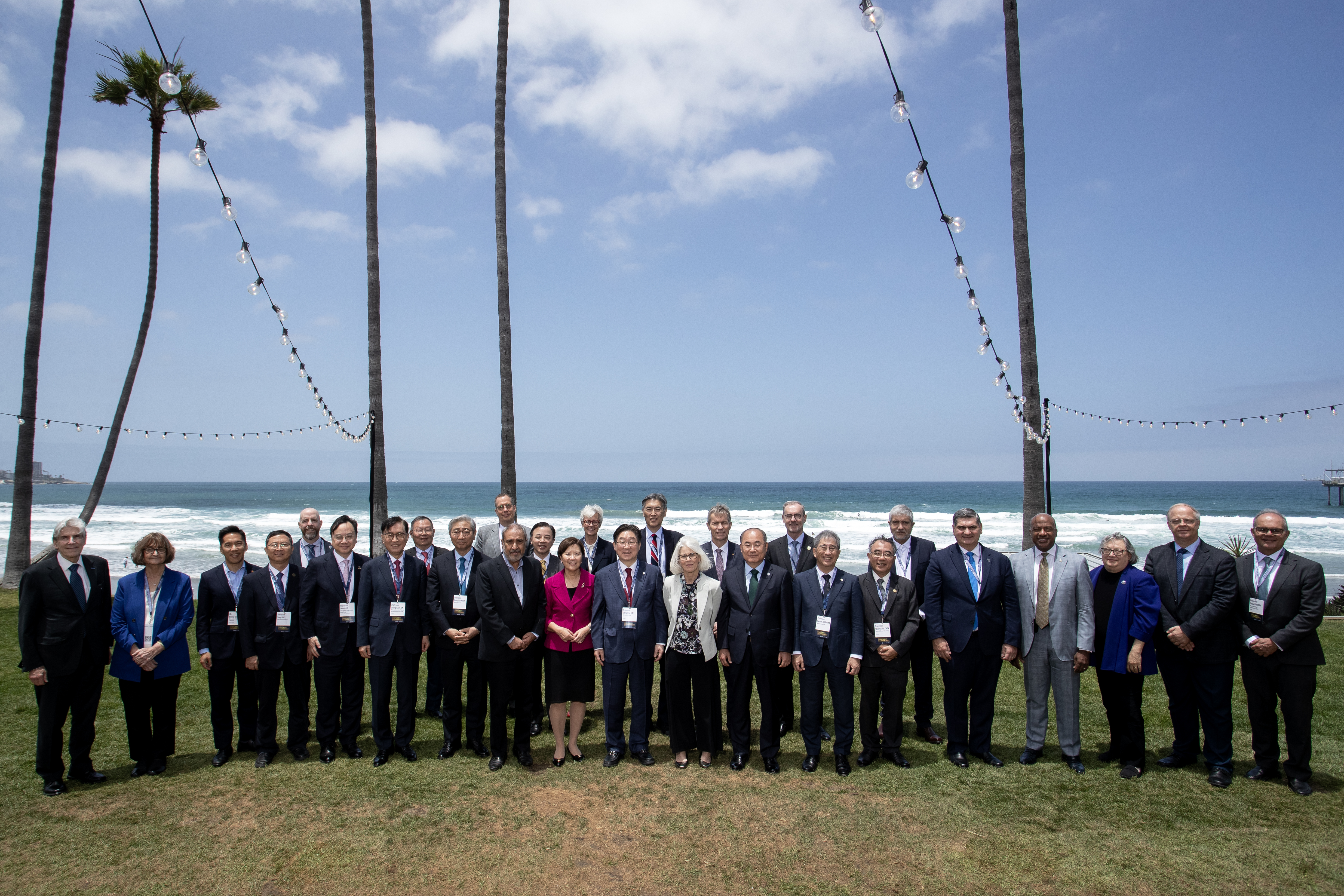 HKUST President Nancy IP attends the Association of Pacific Rim Universities (APRU) 29th Annual Presidents' Meeting, hosted by UC San Diego. 