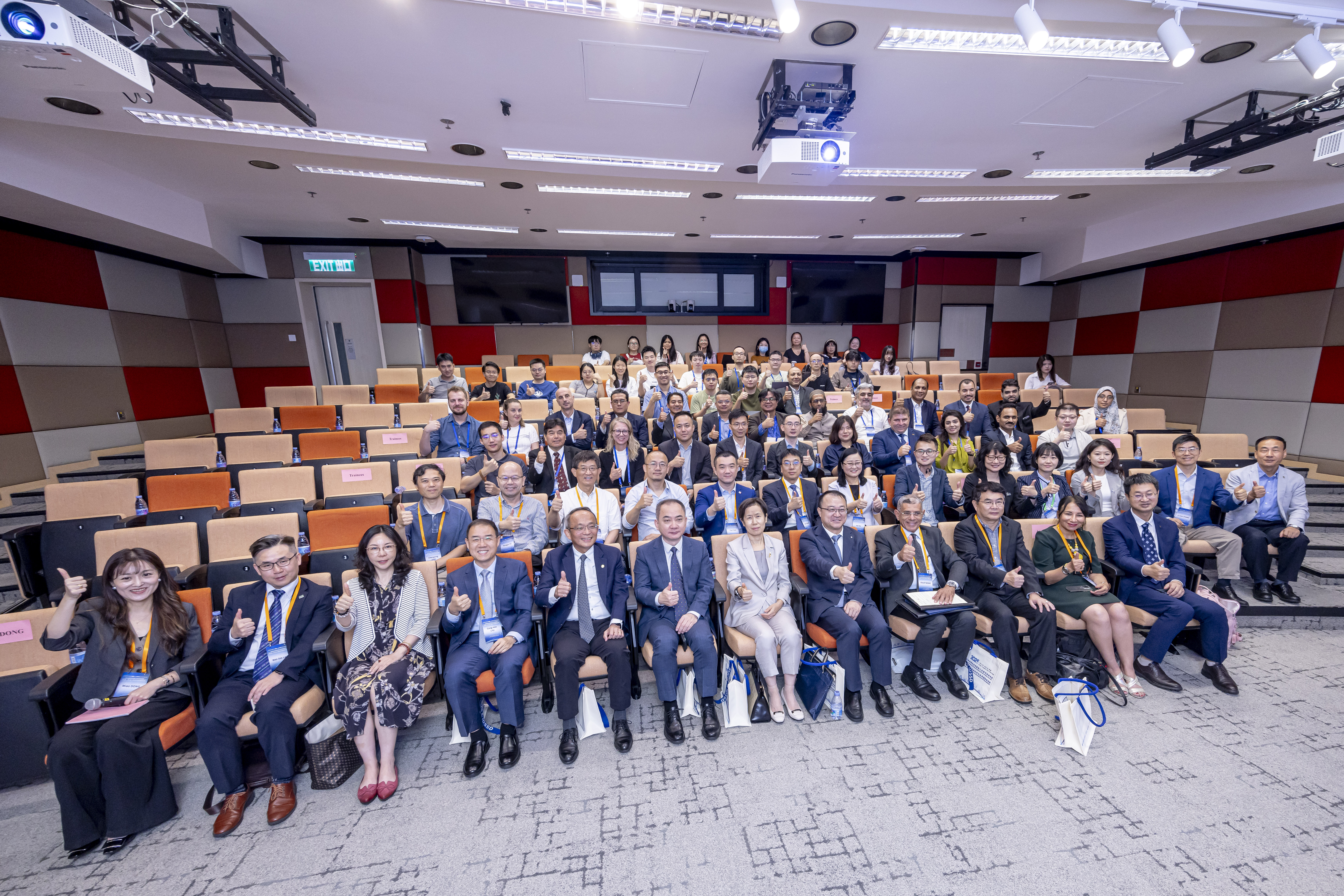 在香港科技大學（科大）進行的「第二屆『一帶一路』空間科學應用國際培訓班」，今日舉辦開幕活動，來自國內外的航天科技專家和學員聚首一堂。