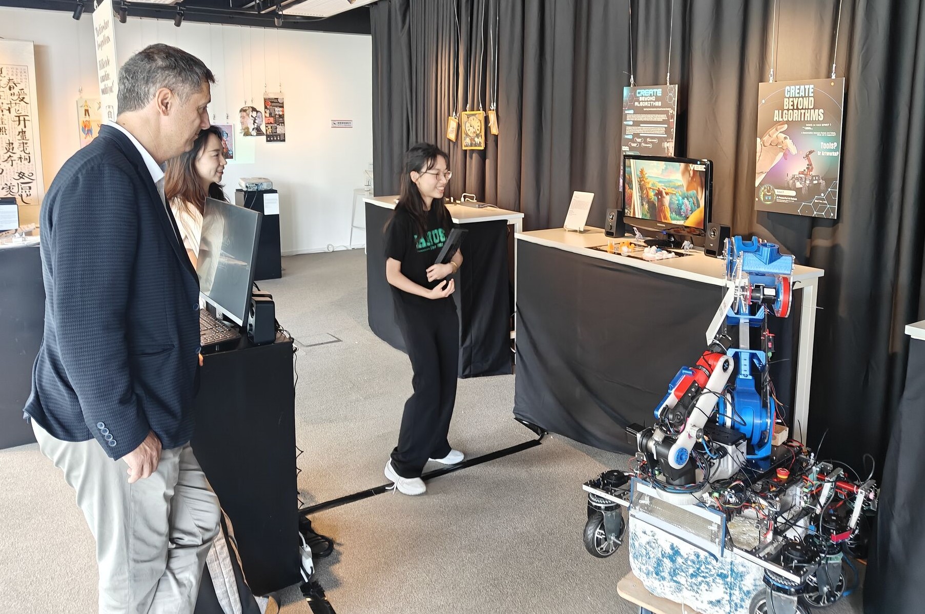 Prof. Hakan ÜREY (second left) visited the Digital Media Projects Exhibition hosted by the Division of Emerging Interdisciplinary Areas (EMIA) and the Media Technology and Publishing Center (MTPC).