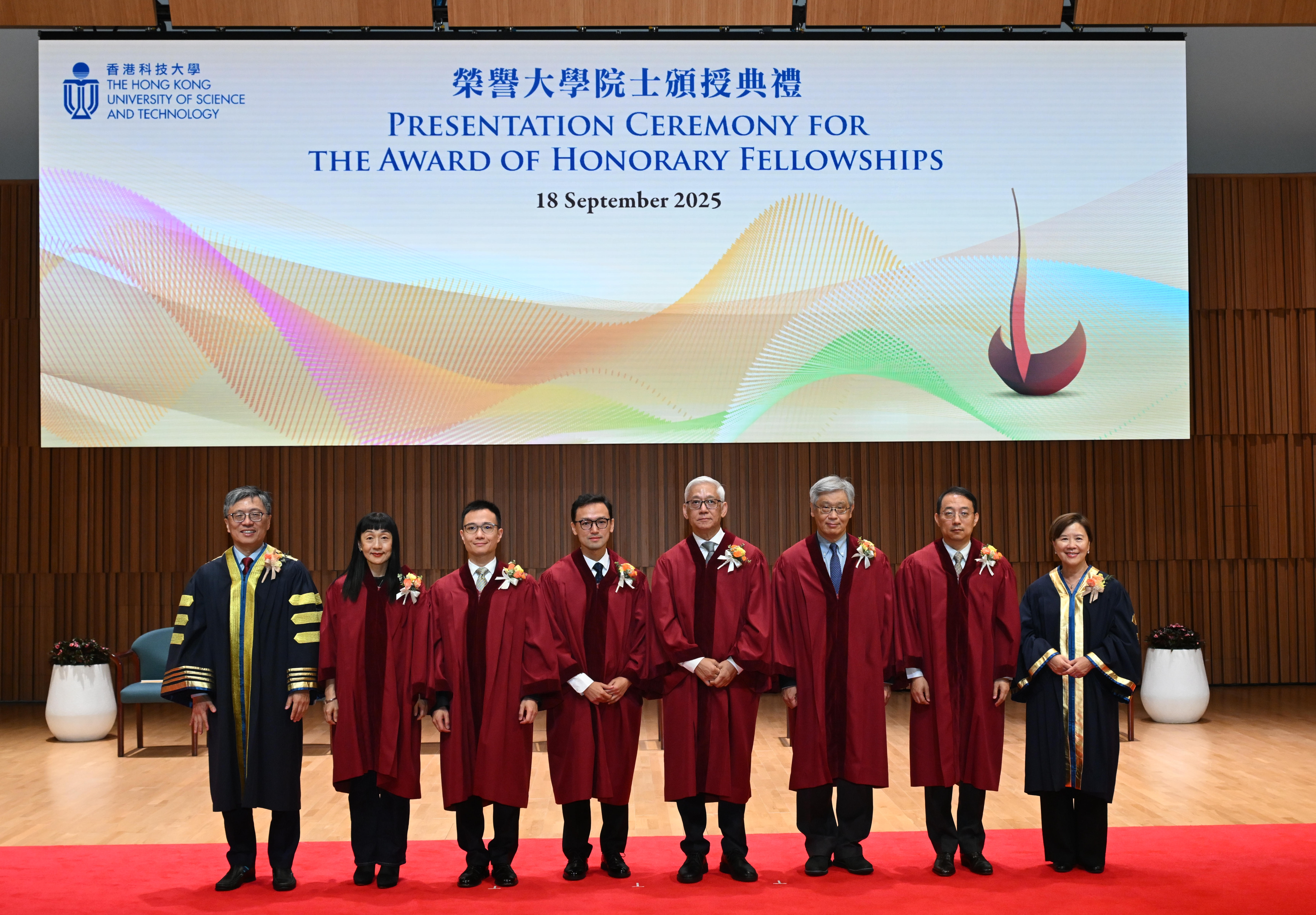 (From left) HKUST Council Chairman Prof Harry SHUM, the six honorary fellows: Ms Cally CHAN Shan Shan, Mr. Vincent Cheung Sai-Sing, Prof. Mak Kin Fai, Dr. Frank Tong Fuk-Kay, Prof. David Wang Der-Wei, Dr. Zhou Lidong, and HKUST President Prof. Nancy Ip.