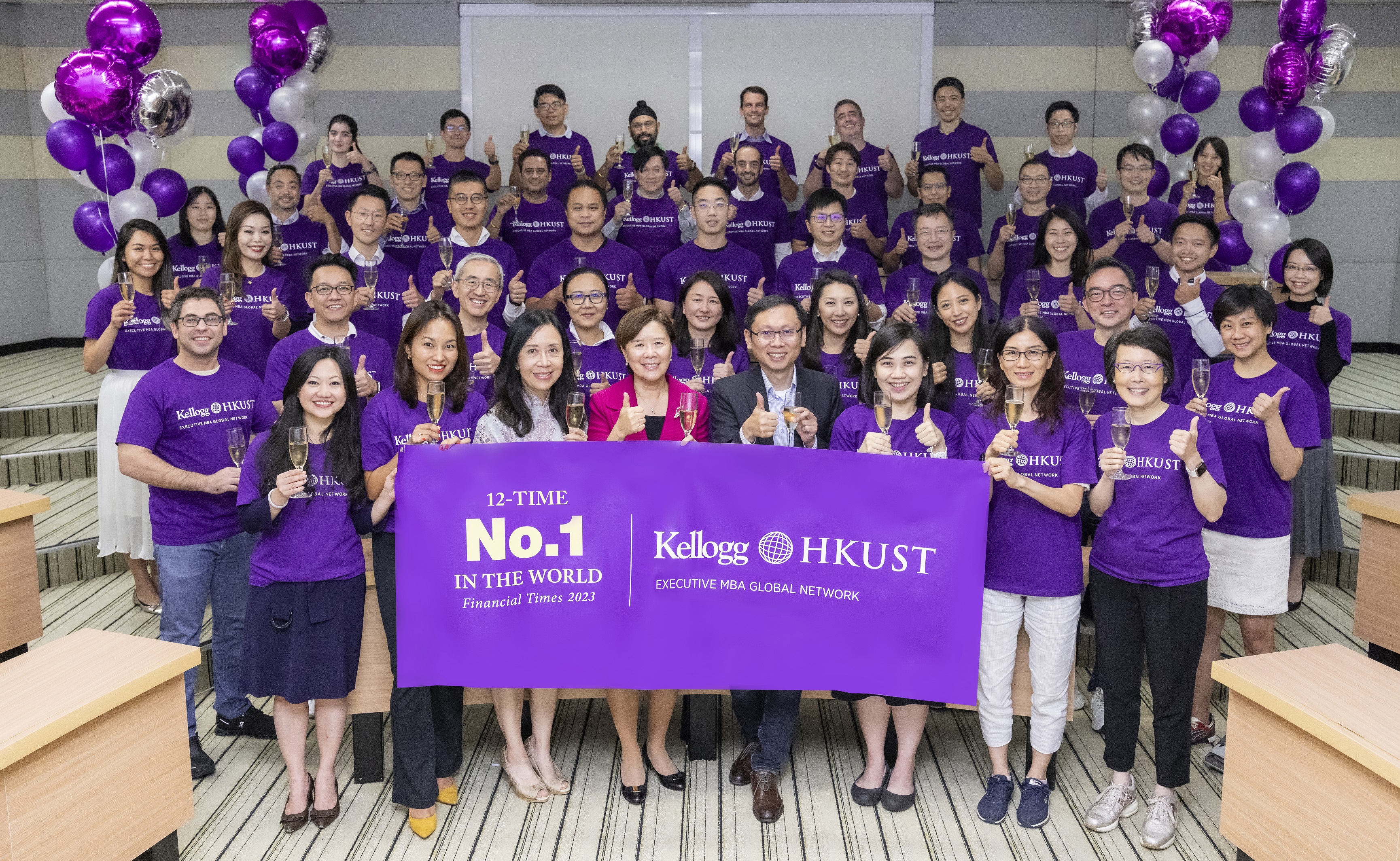 HKUST President Prof. Nancy IP (front row, fourth left), KH EMBA Academic Director Prof. HUI Kai Lung (front row, fifth left), Program Director Ms Judy AU (front row, third left) and KH EMBA students celebrate the record-setting achievement for being ranked 12-time world’s No.1.