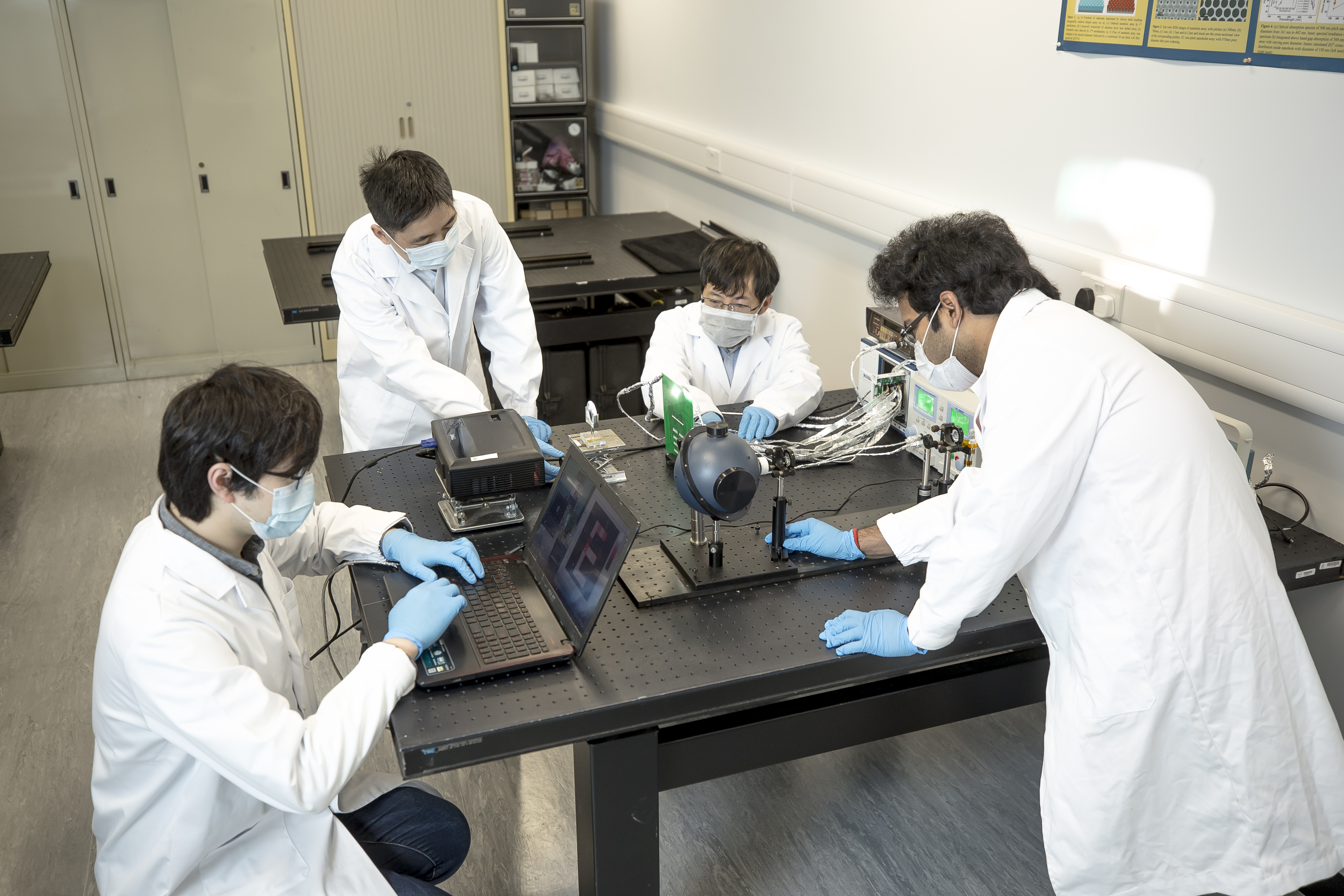 The team demonstrates how the Electrochemical Eye (EC-Eye) works.