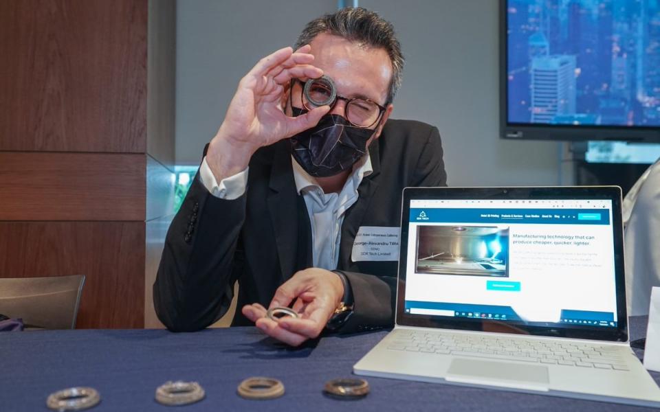 HKUST PhD graduate Alexandru Tiliță has co-founded the start-up 3DK Tech.