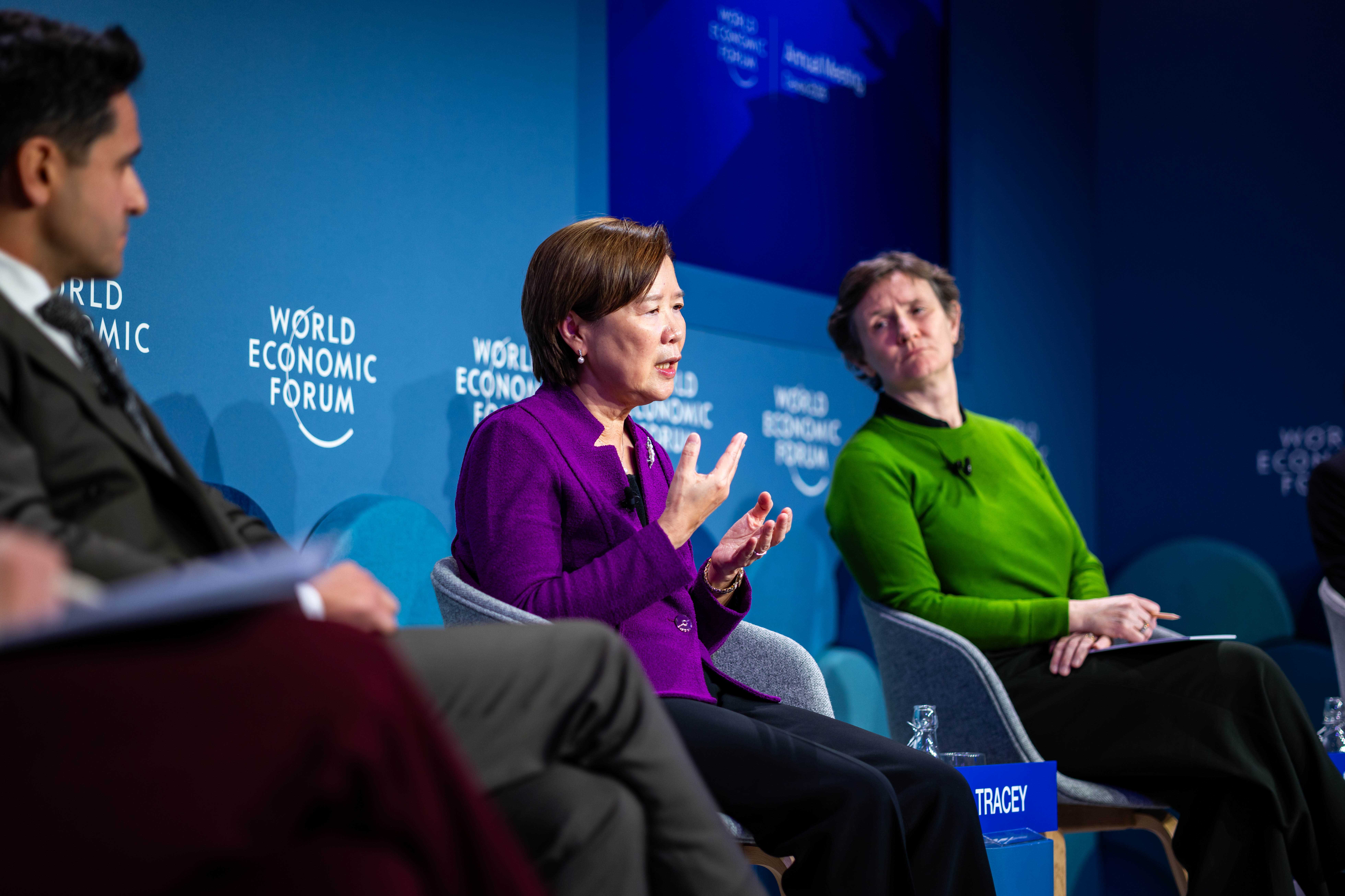 President Ip (middle) shares her unique perspective in the staged panel "Latest Discoveries about the Brain". (Photo credit: The World Economic Forum)