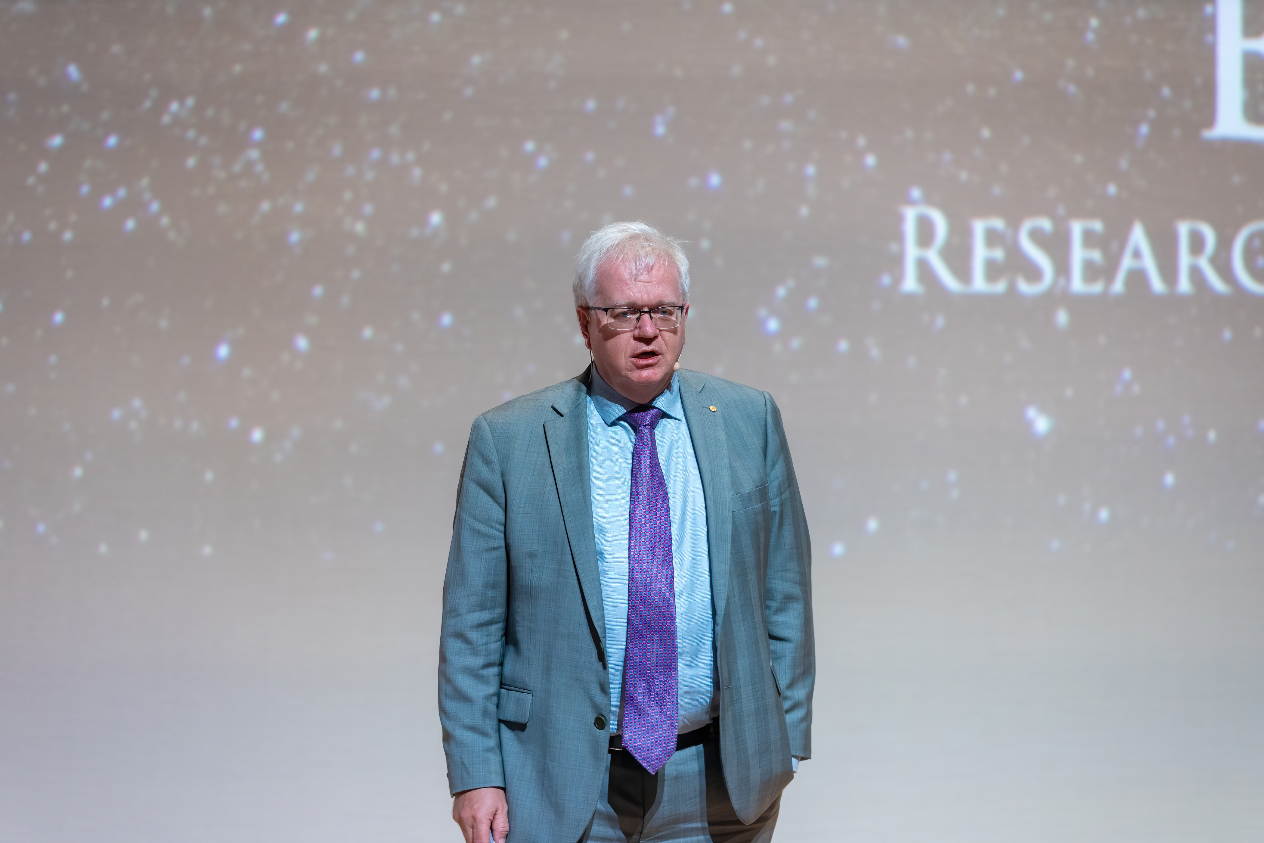 Prof. Brian P. SCHMIDT, Distinguished Professor of Astronomy, Research School of Astronomy and Astrophysics, Australian National University, shared his insights at the symposium.
