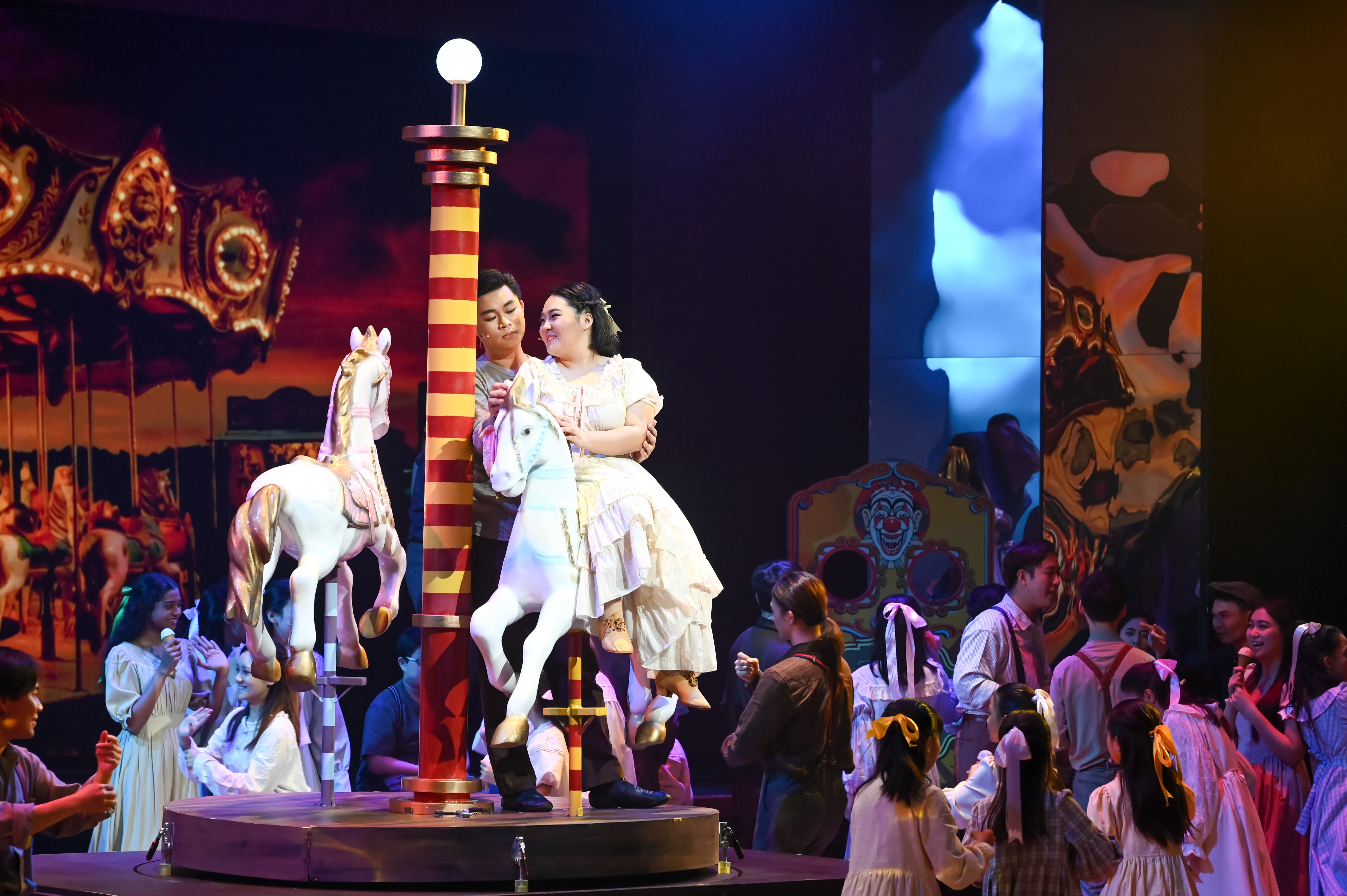 The magic of Carousel took center stage in the Shaw Auditorium at the signature HKUST Community Musical from March 20 to 22.