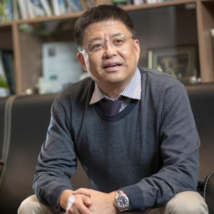 Professor Xin Zhang