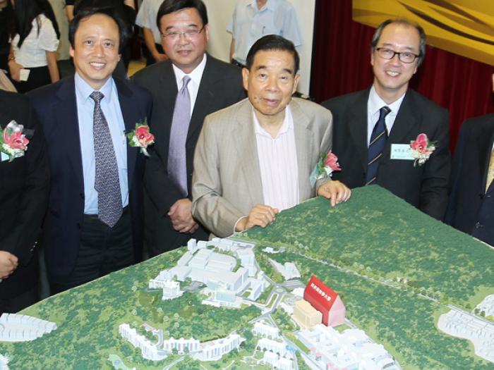 Chow Tai Fook Cheng Yu Tung Fund donated $90 million to support the construction of HKUST’s new research and academic building.